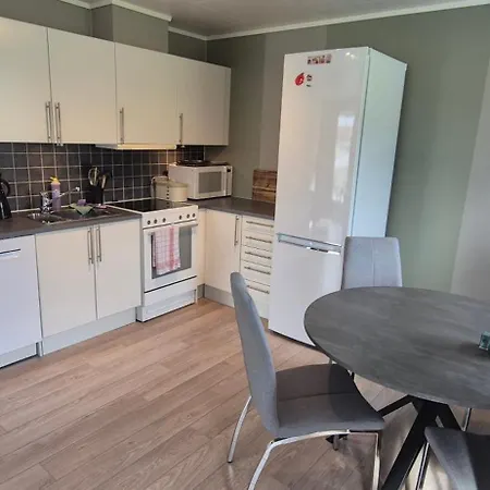 Langevag Family Apartman Sula (More og Romsdal)