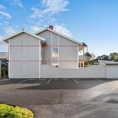 Langevag Family Apartment Sula (More og Romsdal)